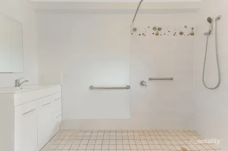 Property photo of 23/12-20 Ballantine Street Chermside QLD 4032