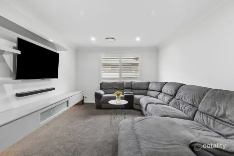 Property photo of 13 Steele Avenue Spring Farm NSW 2570