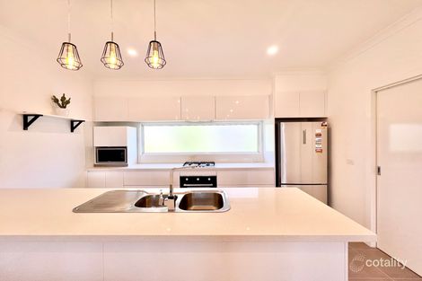 Property photo of 3/87 Middleborough Road Burwood VIC 3125