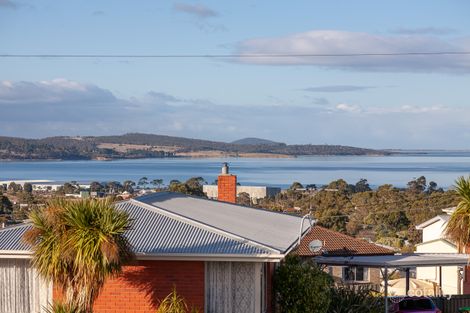 Property photo of 12 Stanfield Street Rokeby TAS 7019