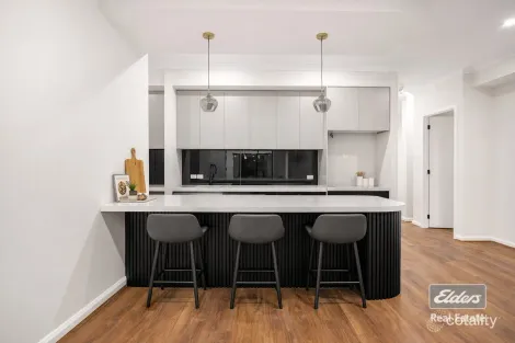 Property photo of 5 Janaki Street Werribee VIC 3030