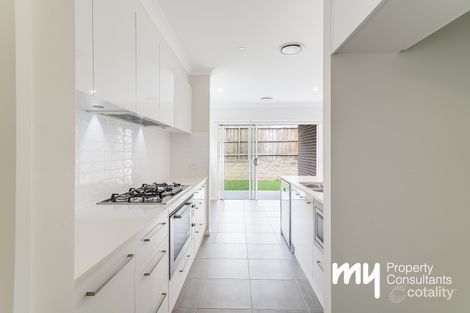 Property photo of 38 Bowen Circuit Gledswood Hills NSW 2557