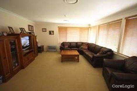Property photo of 145 Ridgetop Drive Glenmore Park NSW 2745