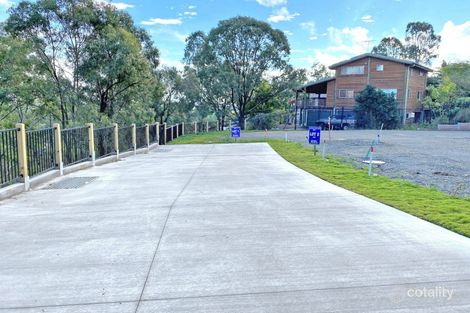 Property photo of 18 Hillside Crescent Edens Landing QLD 4207