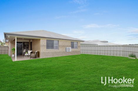 Property photo of 26 Arcadia Circuit Yarrabilba QLD 4207