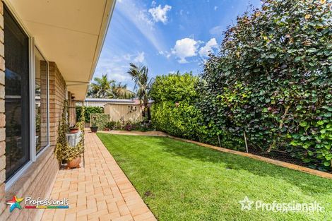 Property photo of 255 Grand Ocean Boulevard Port Kennedy WA 6172