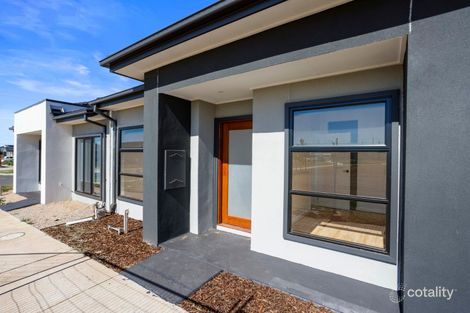 34 Pine Cone Walk, Fraser Rise, VIC 3336