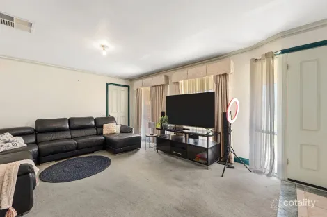 Property photo of 5 Peace Street Kangaroo Flat VIC 3555