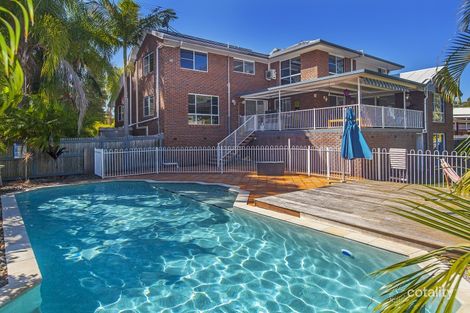 Property photo of 6 Nerrina Court Karana Downs QLD 4306