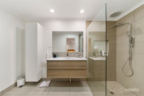 Property photo of 58 The Avenue Narre Warren South VIC 3805