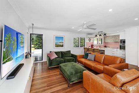 Property photo of 22 Pinaroo Street Battery Hill QLD 4551