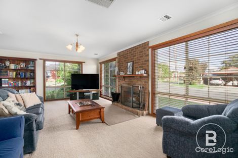 Property photo of 18 Hume Crescent Alfredton VIC 3350