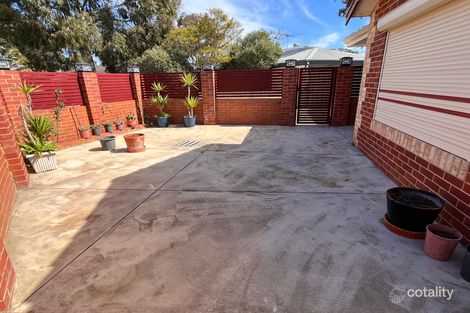 Property photo of 10 Murace Place Middle Swan WA 6056