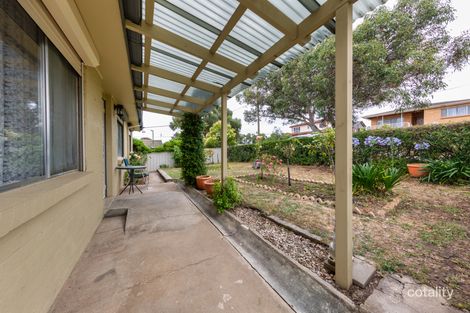 Property photo of 10 Highbar Street Karabar NSW 2620