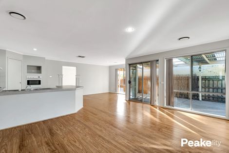 Property photo of 6 Demint Walk Narre Warren South VIC 3805