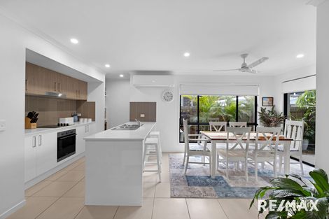 Property photo of 2/63 Kirsten Circuit Nirimba QLD 4551