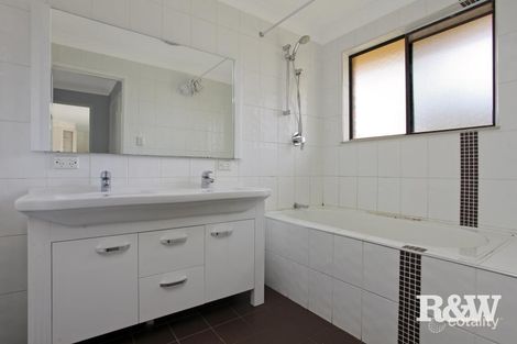 Property photo of 16 Topeka Glen St Clair NSW 2759