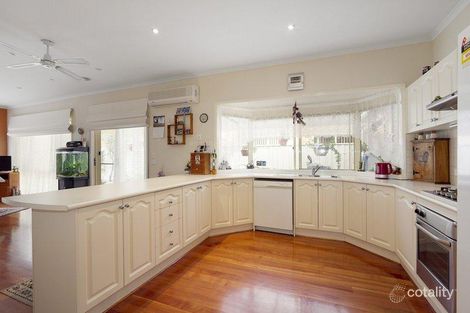 Property photo of 10 Clearwater Drive Pakenham VIC 3810