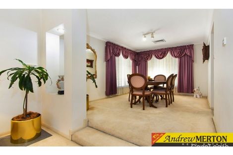 Property photo of 10 Hollydale Place Prospect NSW 2148