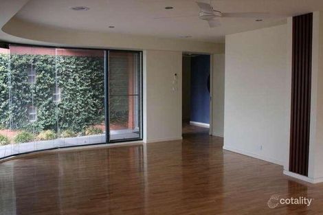 Property photo of 102 Gurrang Avenue Ngunnawal ACT 2913