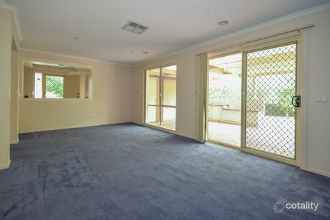 Property photo of 1 Holt Lane Caroline Springs VIC 3023