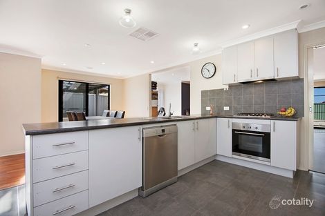 Property photo of 5 Dylana Court Kangaroo Flat VIC 3555
