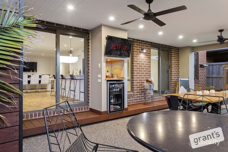 Property photo of 28 Almondsbury Avenue Berwick VIC 3806