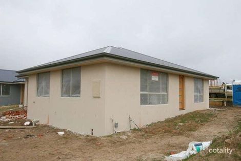 1/24 Joseph Link, Brighton, TAS 7030