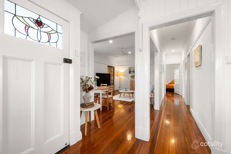 Property photo of 15 Crump Street Holland Park West QLD 4121