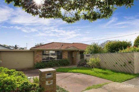 1 Charles St, Seaford, VIC 3198