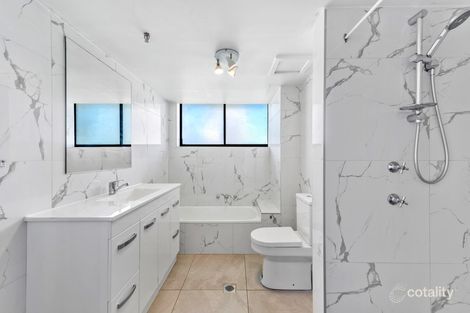 Property photo of 8A/80 The Esplanade Surfers Paradise QLD 4217