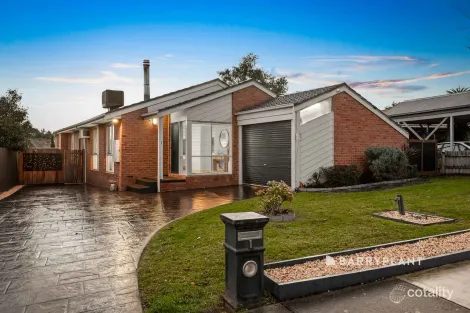 Property photo of 1 Evelyn Court Narre Warren VIC 3805