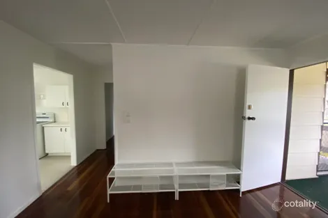 Property photo of 9 Middle Crescent Dysart QLD 4745