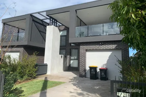 208 Wangee Rd, Greenacre, NSW 2190