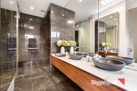 Property photo of 1 Waltham Place Richmond VIC 3121