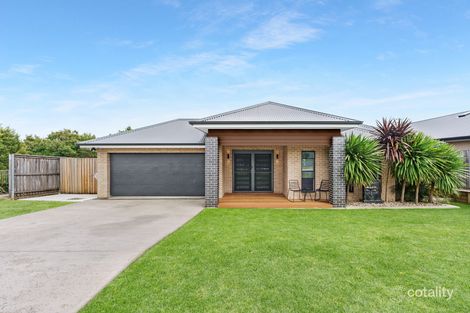 6 Caley St, The Oaks, NSW 2570