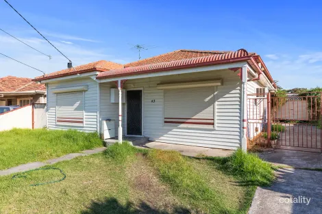 Property photo of 43 Erica Avenue St Albans VIC 3021