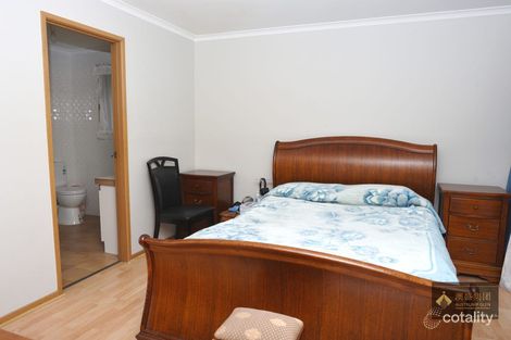 Property photo of 3 Ridge Court Hampton Park VIC 3976