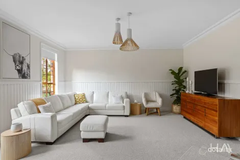 Property photo of 8 St Andrews Circle Prospect Vale TAS 7250