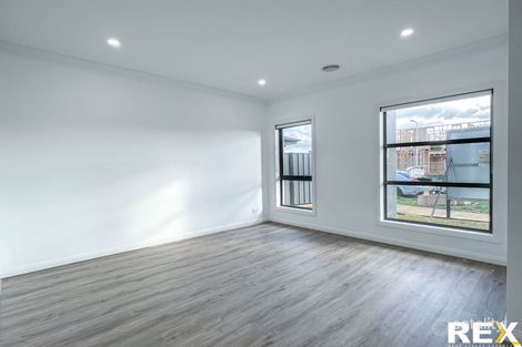 Property photo of 4 Dwarf Road Kalkallo VIC 3064