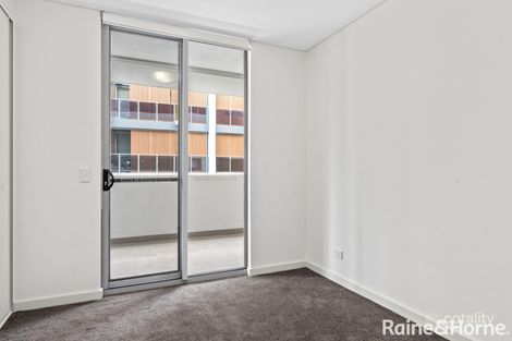 14/10-12 Batley St, West Gosford, NSW 2250