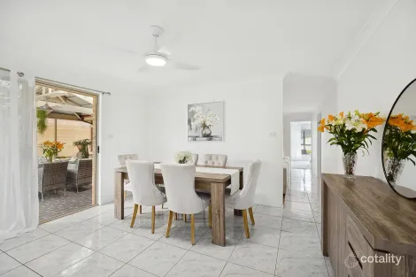 Property photo of 17 Sunset Parade Chain Valley Bay NSW 2259