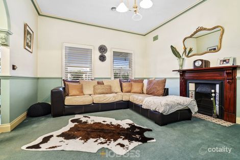 Property photo of 18 Fontain Court Werribee VIC 3030