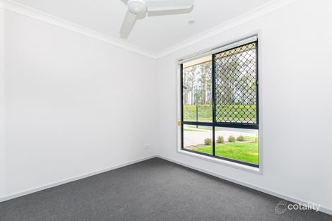Property photo of 10 Lorikeet Close Deebing Heights QLD 4306