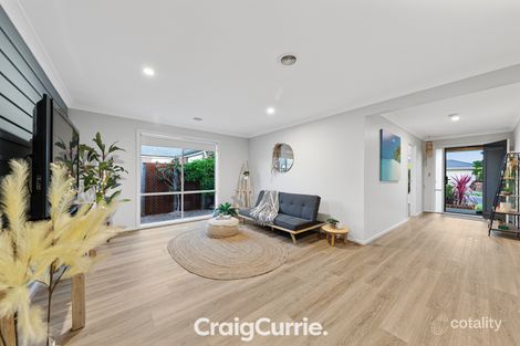 Property photo of 15 Elwood Avenue Pakenham VIC 3810