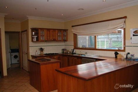 Property photo of 14 Walter Way Cranbourne South VIC 3977