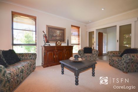 Property photo of 16 Naranghi Drive Strathdale VIC 3550