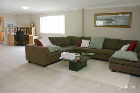 Property photo of 21 Binalong Drive Ashmore QLD 4214