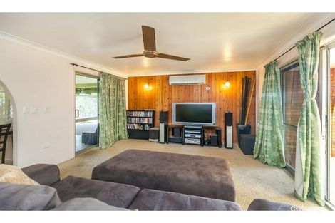 4 Hoare St, Norman Gardens, QLD 4701