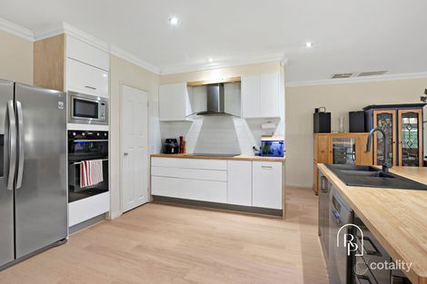 Property photo of 4 Samuel Court Hastings VIC 3915
